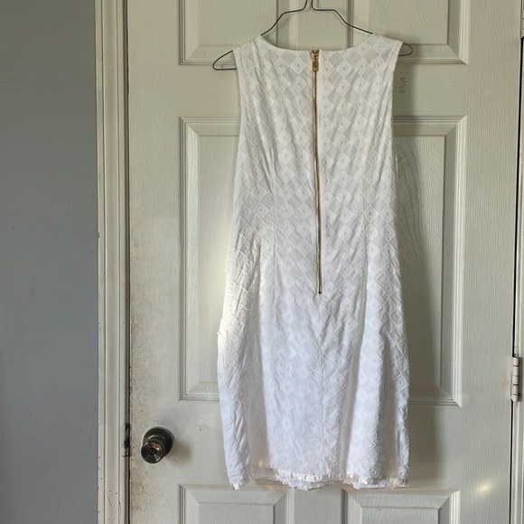 Southern tide white geometrical print crewneck sleeveless sheath midi dress sz 4 - Picture 3 of 17